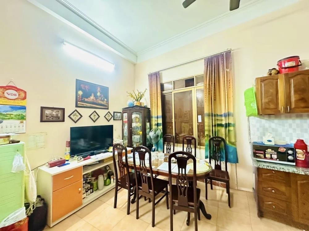 Bán nhà phân lô Hoàng Cầu 48m² - 5 Tầng - Giá 16.8 tỷ (TL)