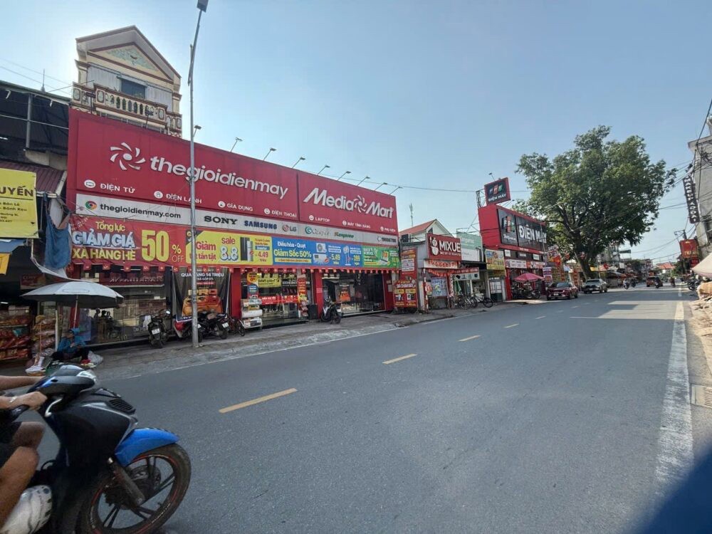 SIÊU PHẨM TRỤC TCHINHS KINH DOANH 40M TẠI MẶT ĐƯỜNG QUẢNG BỊ-CHƯƠNG MỸ-HÀ NỘI
