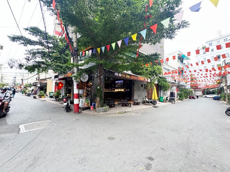 Nhà Cạnh Chợ Hoàng Hoa Thám, Tân Bình - 5x14m, 70m2, Giá 11.x Tỷ Thương Lượng
