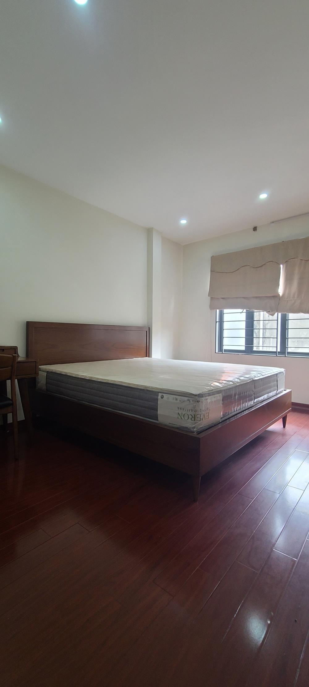 Bán nhà Võng Thị, Tây Hồ - 45m² - 5 Tầng - Ngõ Ô Tô - Giá 14.85 Tỷ