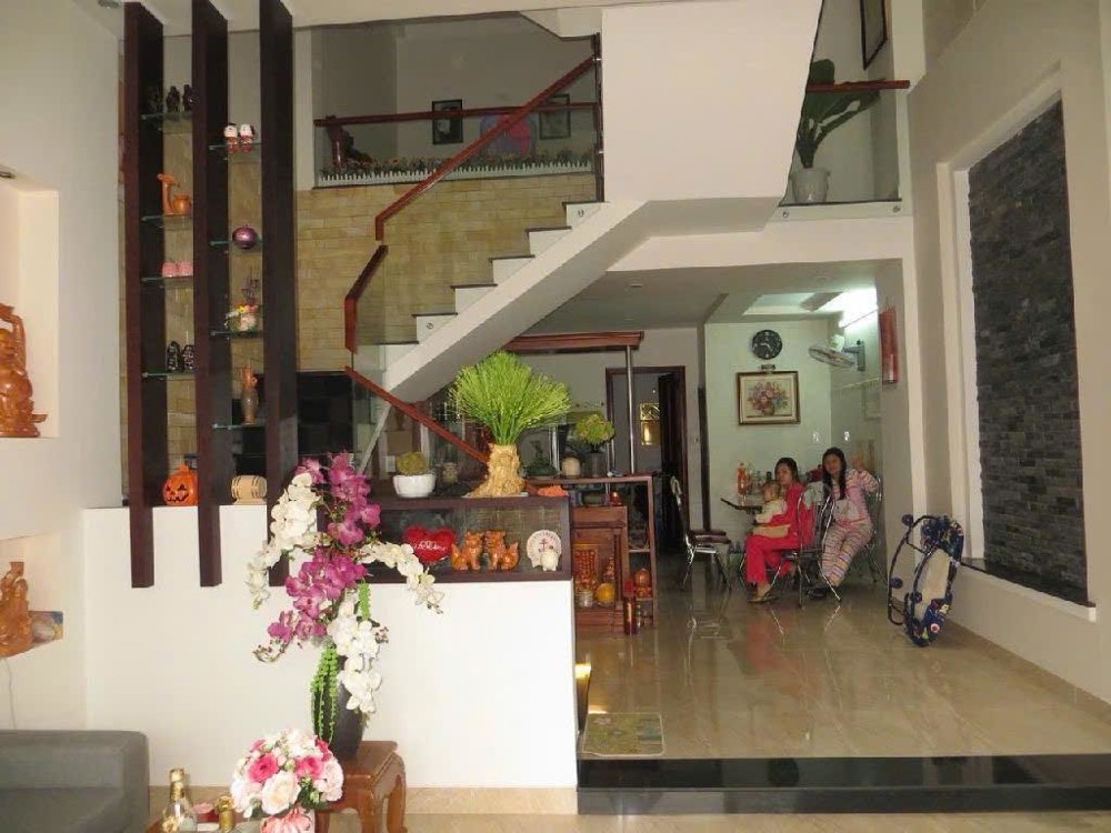 Bán nhà mặt phố Mỹ Đa Tây 9, Ngũ Hành Sơn, Đà Nẵng. DT 100m2, 3 tầng, 4PN. Sổ đỏ, giá 9.8 tỷ. LH: