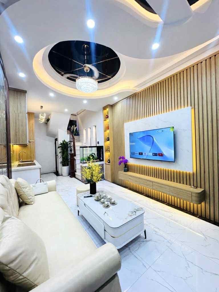 Nhà phố Quận Hai Bà Trưng - 40m2, 4 Tầng, Full Nội Thất - Giá Tốt