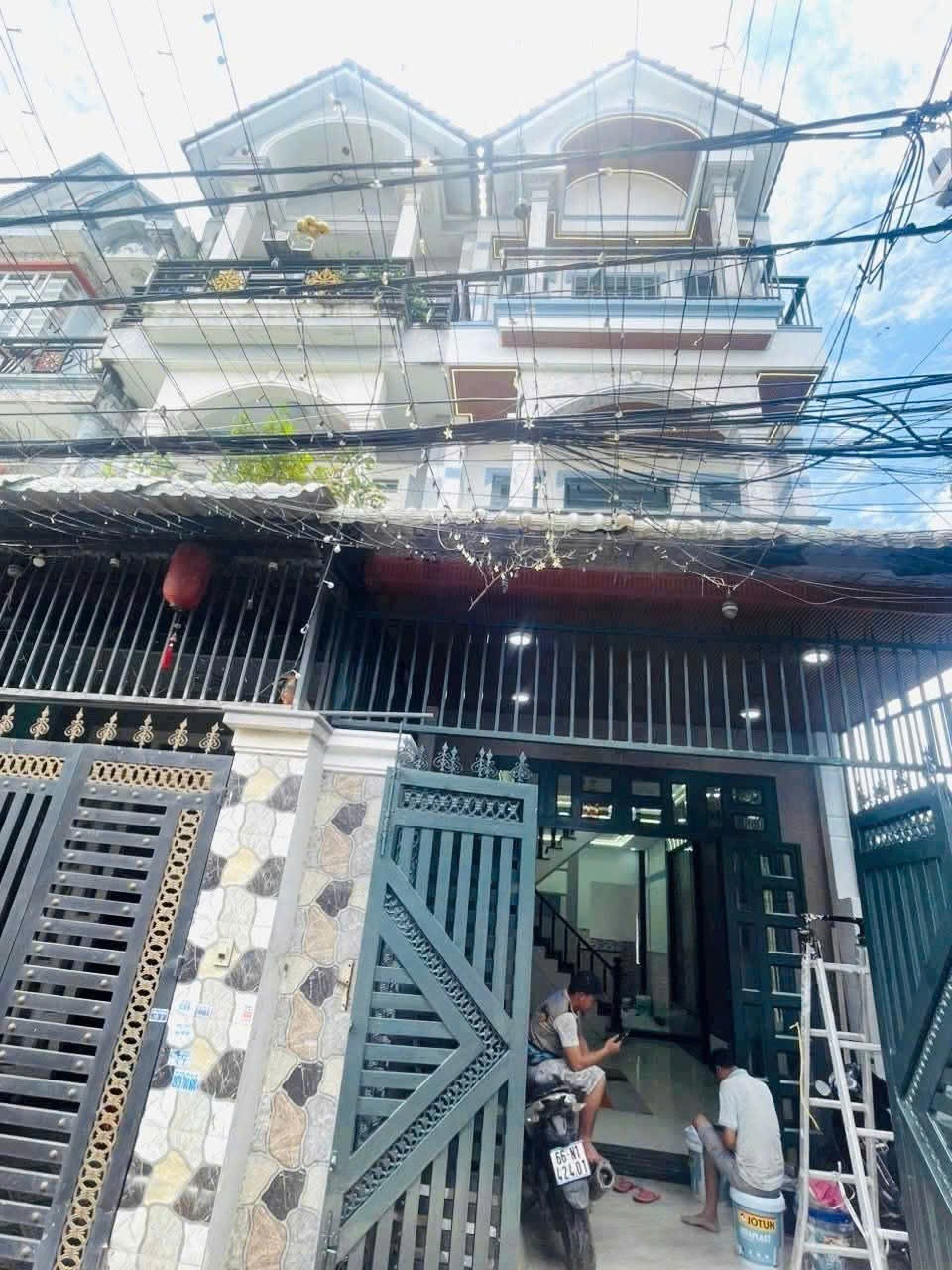 Nhà Mới Đẹp, 1 Trệt 2 Lầu, Ô Tô Đỗ Cửa - Hiệp Thành 07, Quận 12