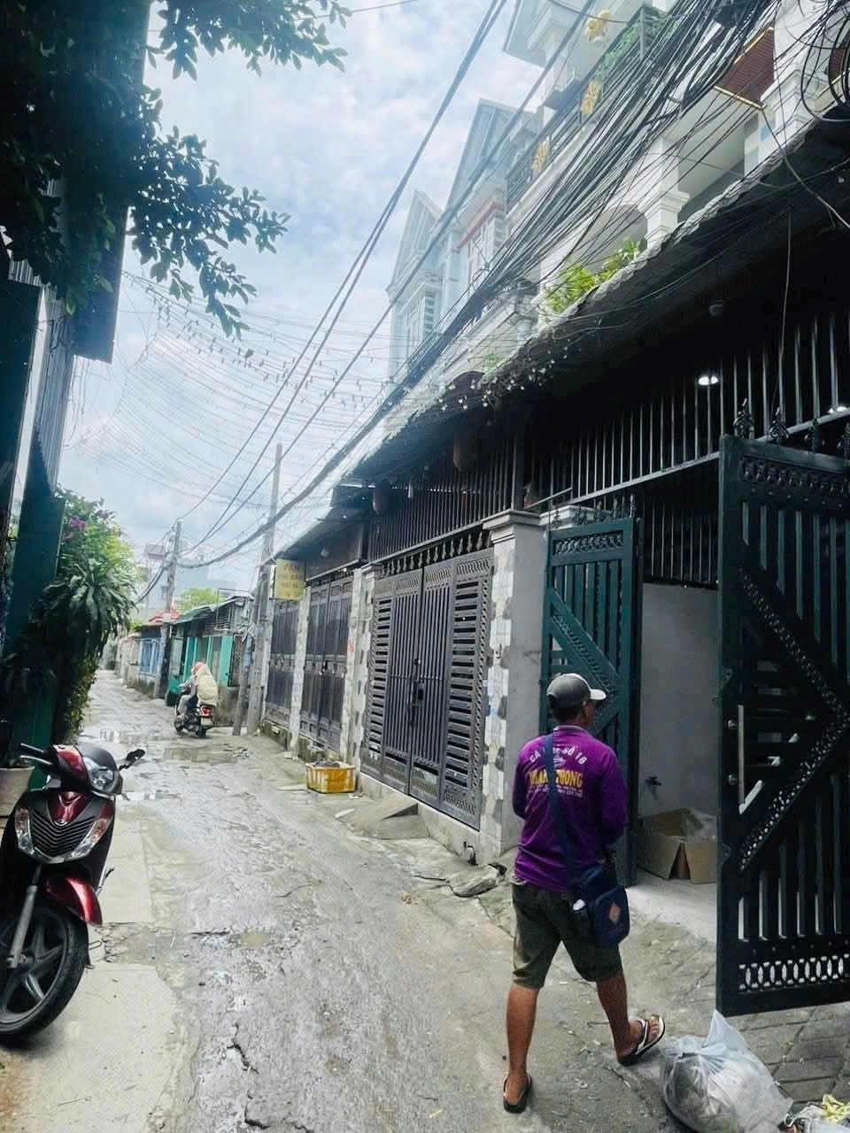 Nhà Mới Đẹp, 1 Trệt 2 Lầu, Ô Tô Đỗ Cửa - Hiệp Thành 07, Quận 12