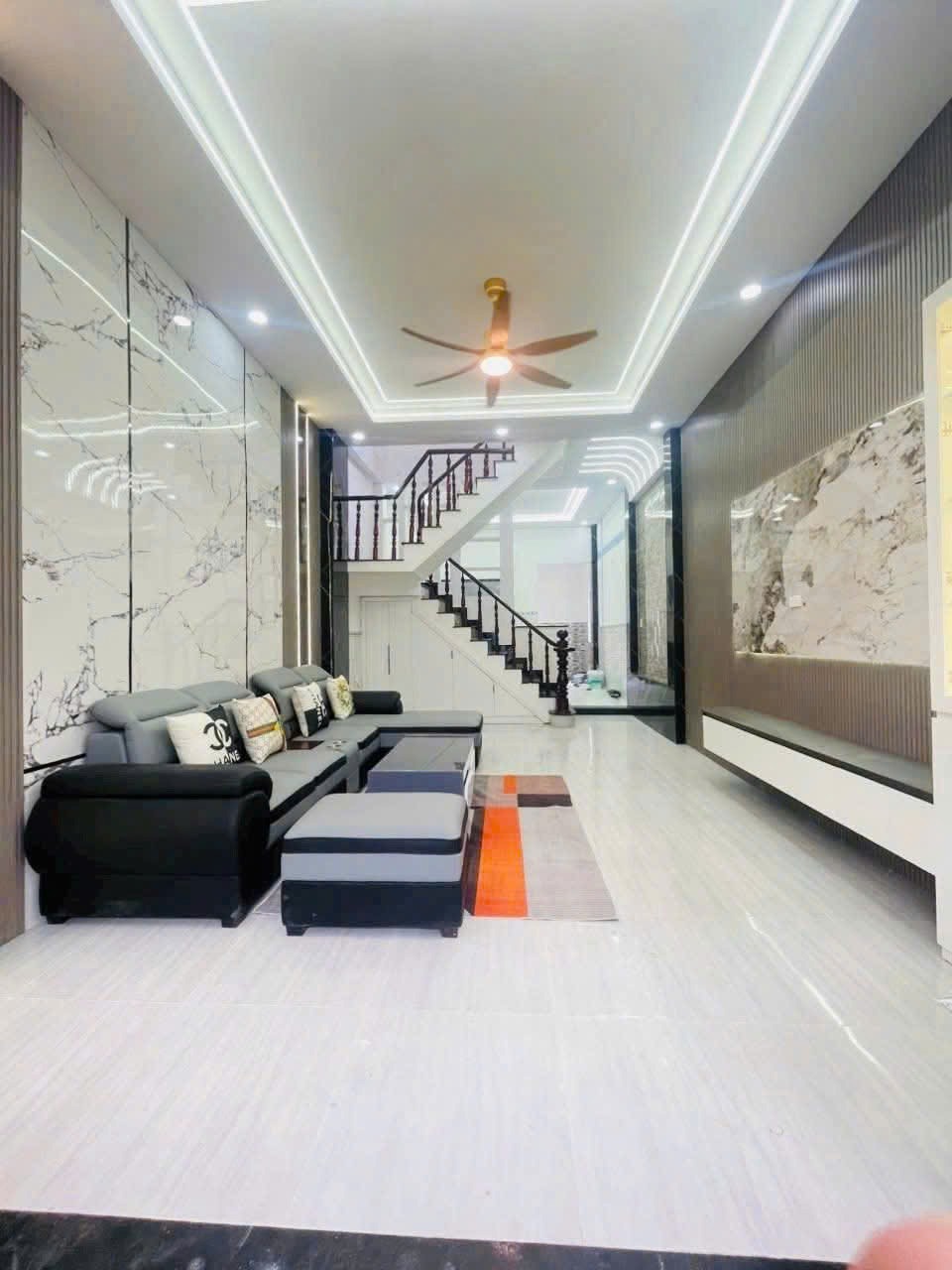 Nhà Mới Đẹp, 1 Trệt 2 Lầu, Ô Tô Đỗ Cửa - Hiệp Thành 07, Quận 12