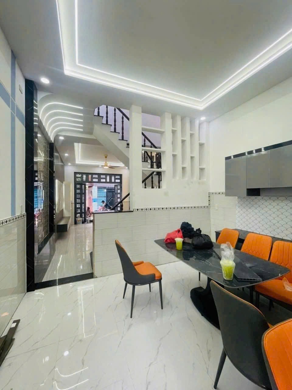 Nhà Mới Đẹp, 1 Trệt 2 Lầu, Ô Tô Đỗ Cửa - Hiệp Thành 07, Quận 12