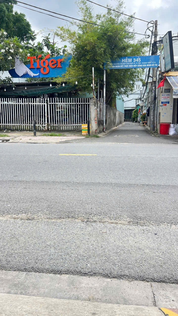 Bán nhà Nguyễn Thị Búp, 4x13, 3 lầu, đường oto 6m, giá 4.5 tỷ - Đầu tư/Cho thuê