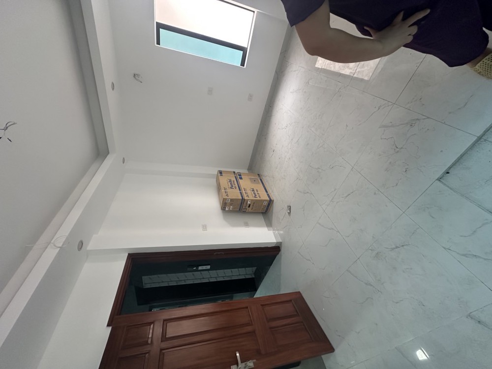 Bán tòa căn hộ dịch vụ Minh Khai 40m,mt 4.1m, 6 tầng thang máy, 9 phòng khép kín