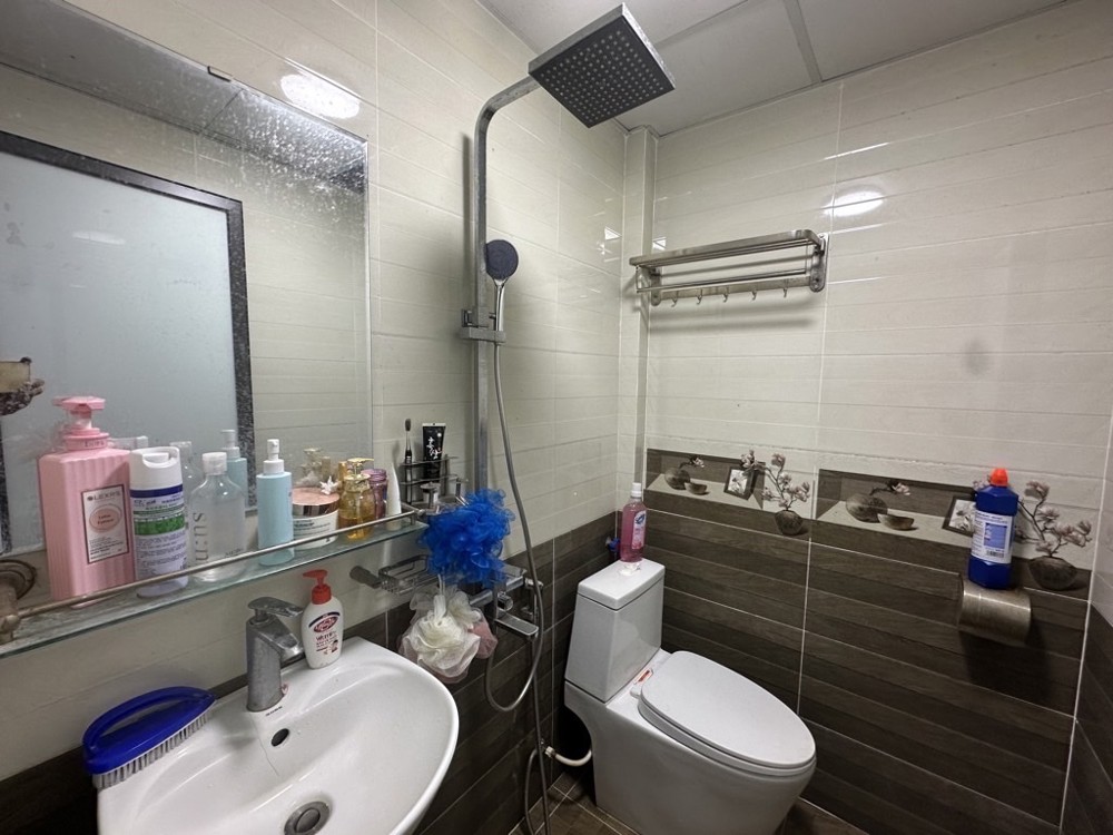 NGUYỄN KHANG 51M CHỈ 7,9 TỶ NHÀ ĐẸP,FULL NỘI THẤT,GẦN BÃI GỦI XE,NGÕ THÔNG