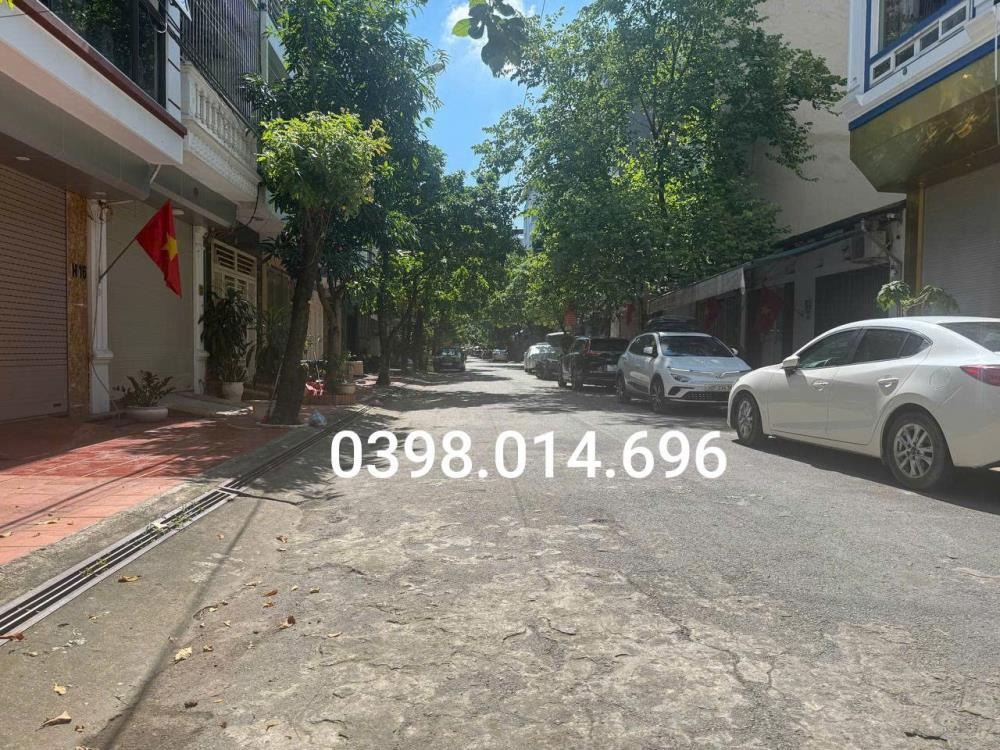 Bán đất phân lô hiếm có, ô tô tránh, mặt tiền 4.3m, giá tốt nhất