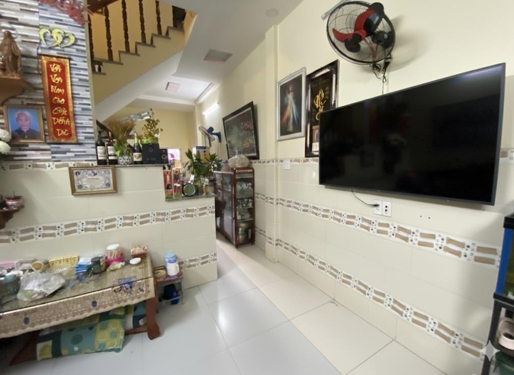 Nhà Thủ Đức 2.5 tỷ - 33m2, SHR, Hẻm Xe Hơi - Linh Đông, Thủ Đức