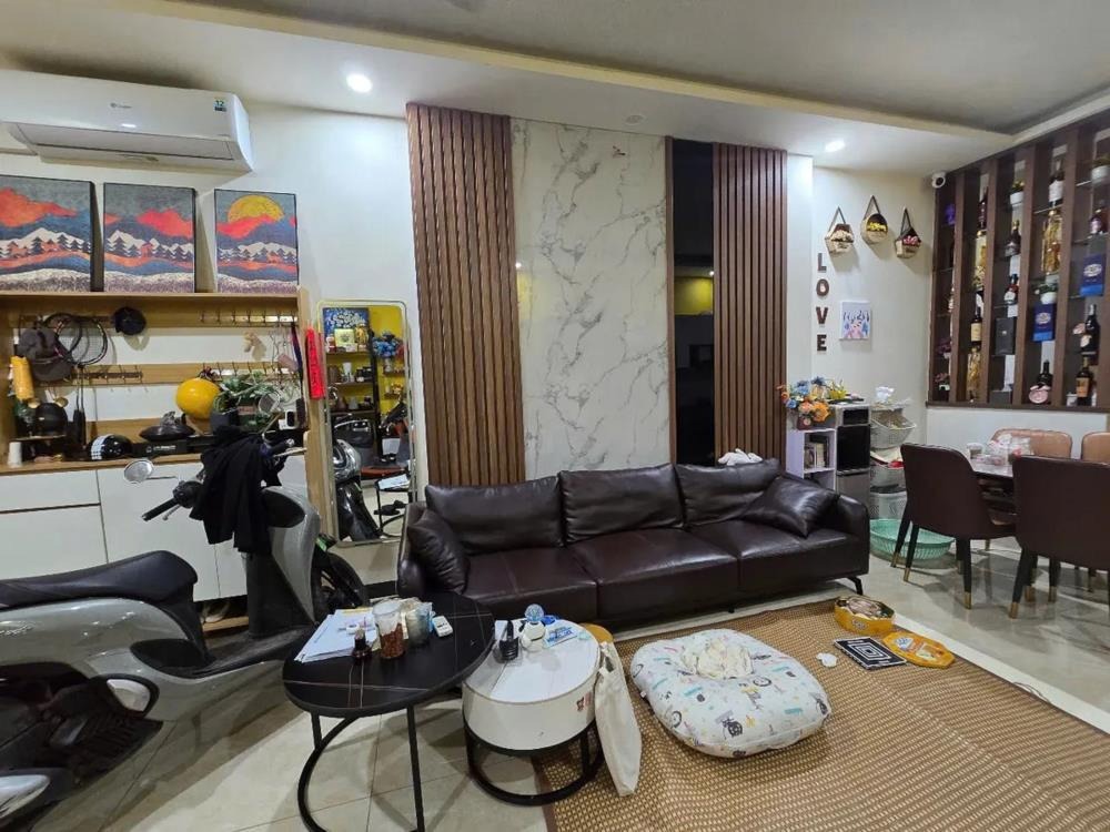 Bán nhà Cầu Giấy - 45m2, 5 tầng, Full Nội Thất - Ngõ Thông Thoáng