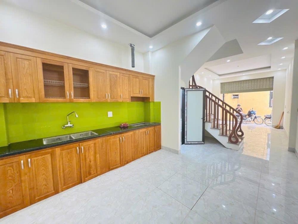 Bán nhà An Khánh 39m² x 5 Tầng, Ngõ Thông, Ô Tô Đỗ Gần, Giá 4.6 Tỷ
