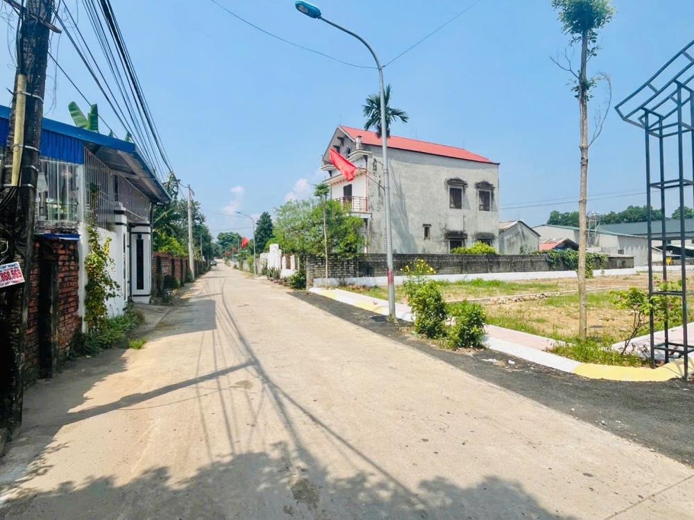 Bán Gấp Lô Đất Trục Chính Thạch Thất - Giá Chỉ Hơn 1 Tỷ