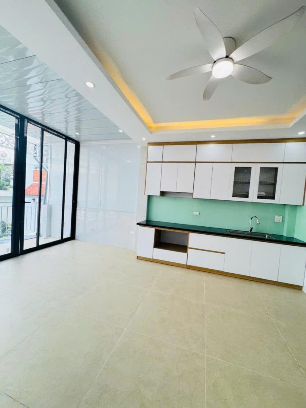 Bán nhà Đại Mỗ 45m2, 5 tầng, thang máy, mặt đường lớn - Giá 13.2 tỷ