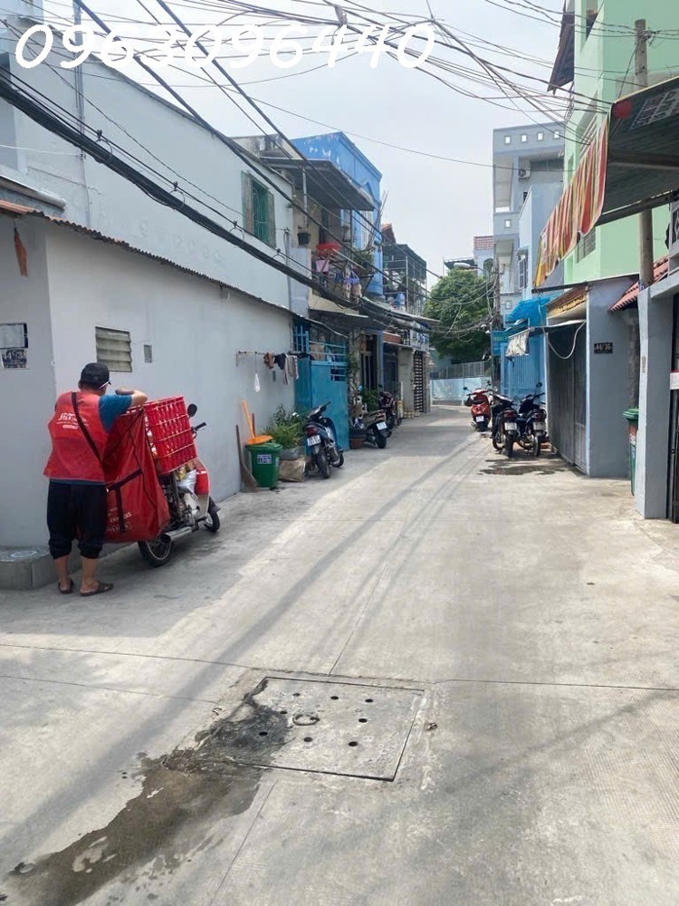 Bán Nhà Bùi Văn Ba Quận 7 – 72m² – Giá 6,7 Tỷ- Oto