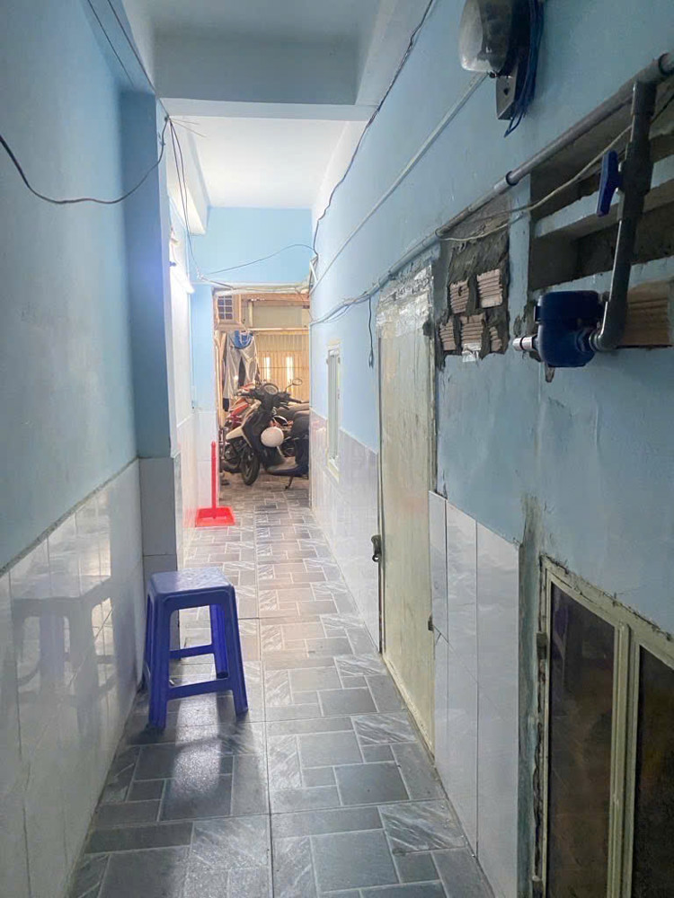 Bán Nhà Bùi Văn Ba Quận 7 – 72m² – Giá 6,7 Tỷ- Oto