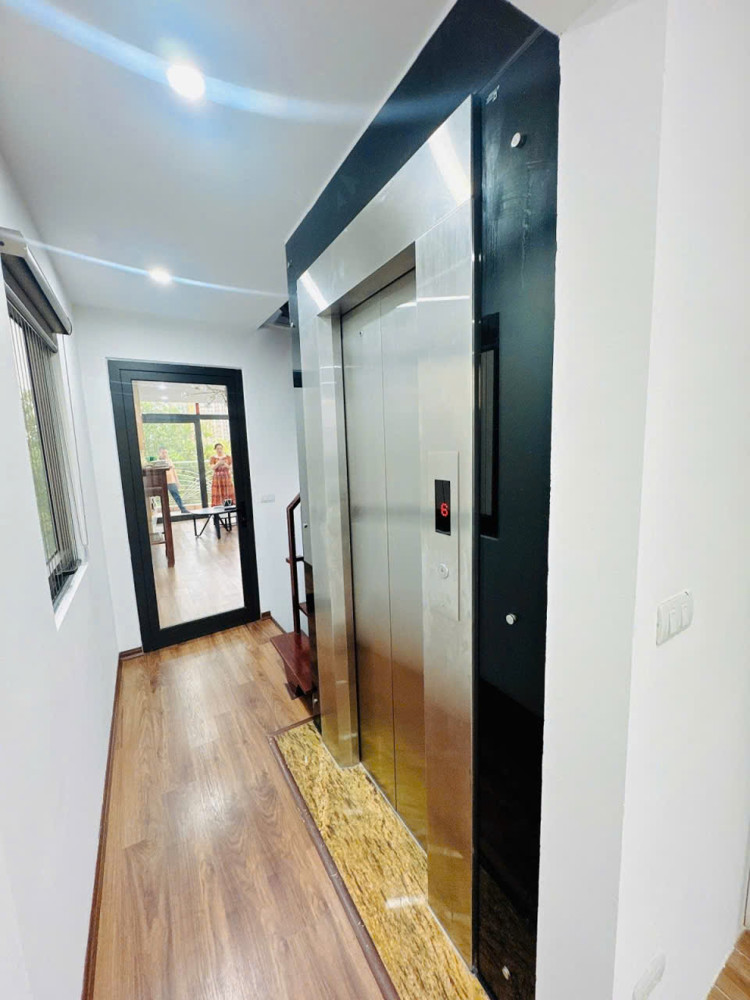 MẶT PHỐ TT ĐỐNG ĐA  - TẦM TIỀN HIẾM KHÔNG CÓ CĂN THỨ 2 - 7 TẦNG THANG MÁY 37m, 18,5 TỶ