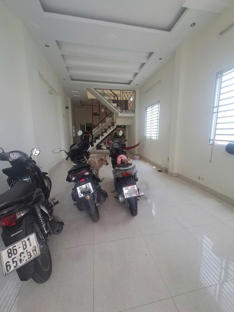 Giảm 500tr! Nhà Mặt tiền Nở hậu SHR 2 tầng HXH né 186m2 – Thạnh Lộc 51 Quận 12 SS