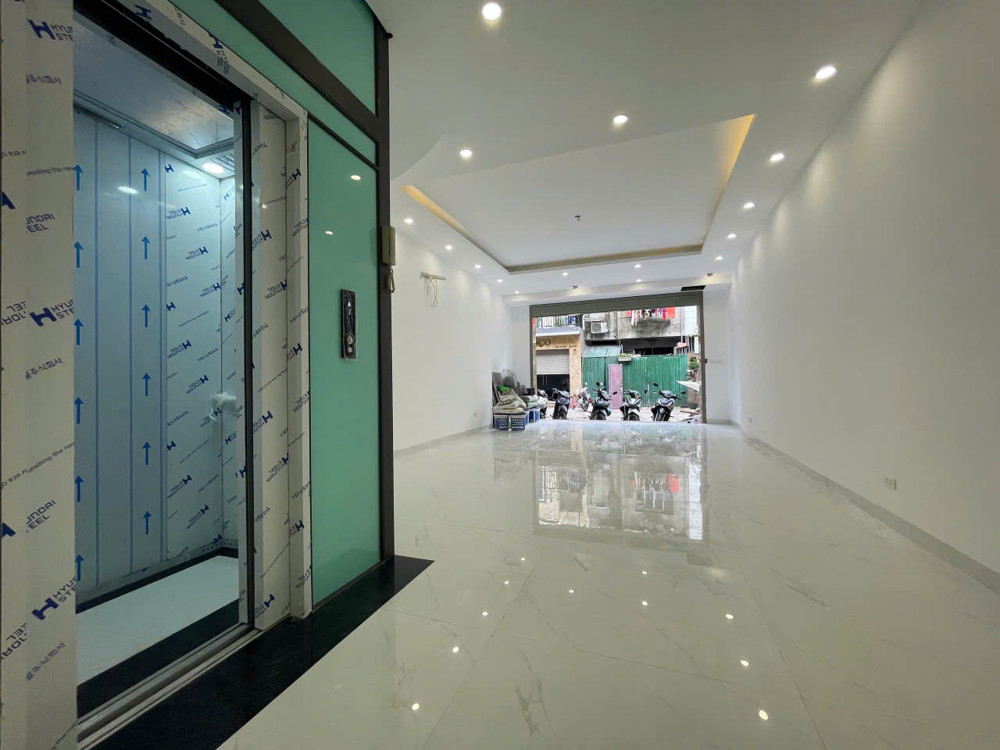 BÁN GẤP NHÀ VĂN KHÊ_PHÂN LÔ OTO TRÁNH_KINH DOANH 7 TẦNG_THANG MÁY