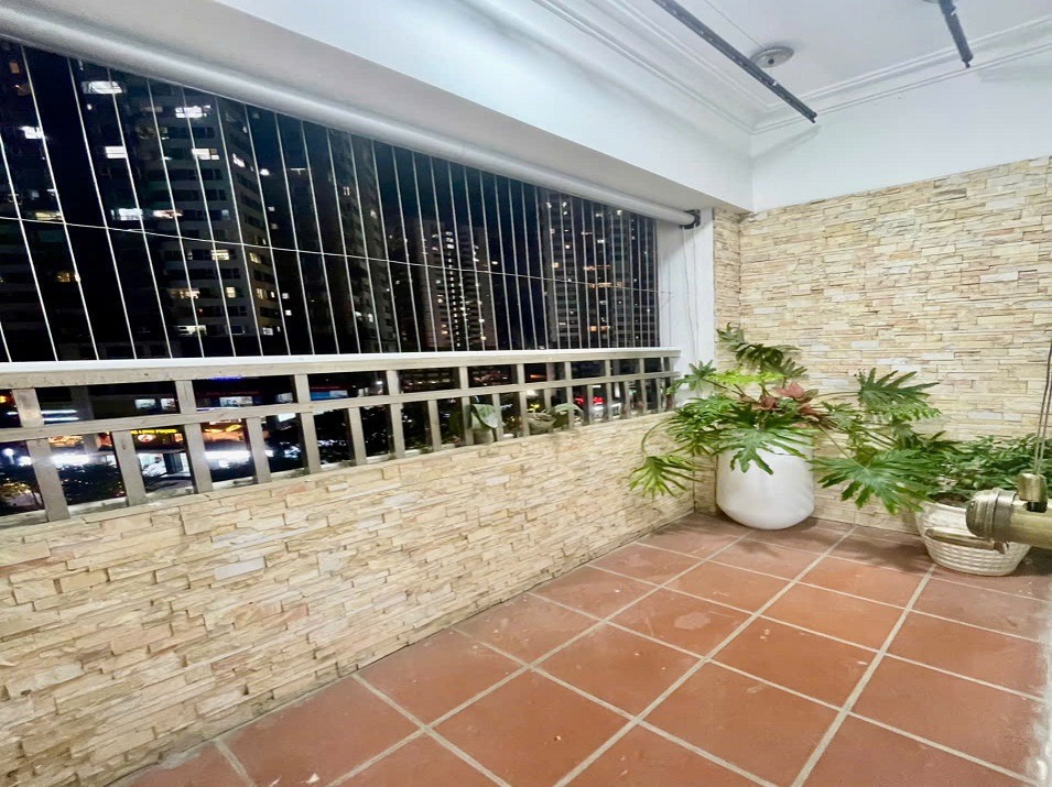 Bán Căn Hộ 4PN, 160m2, Tòa 24T2 Hoàng Đạo Thúy - Giá Tốt
