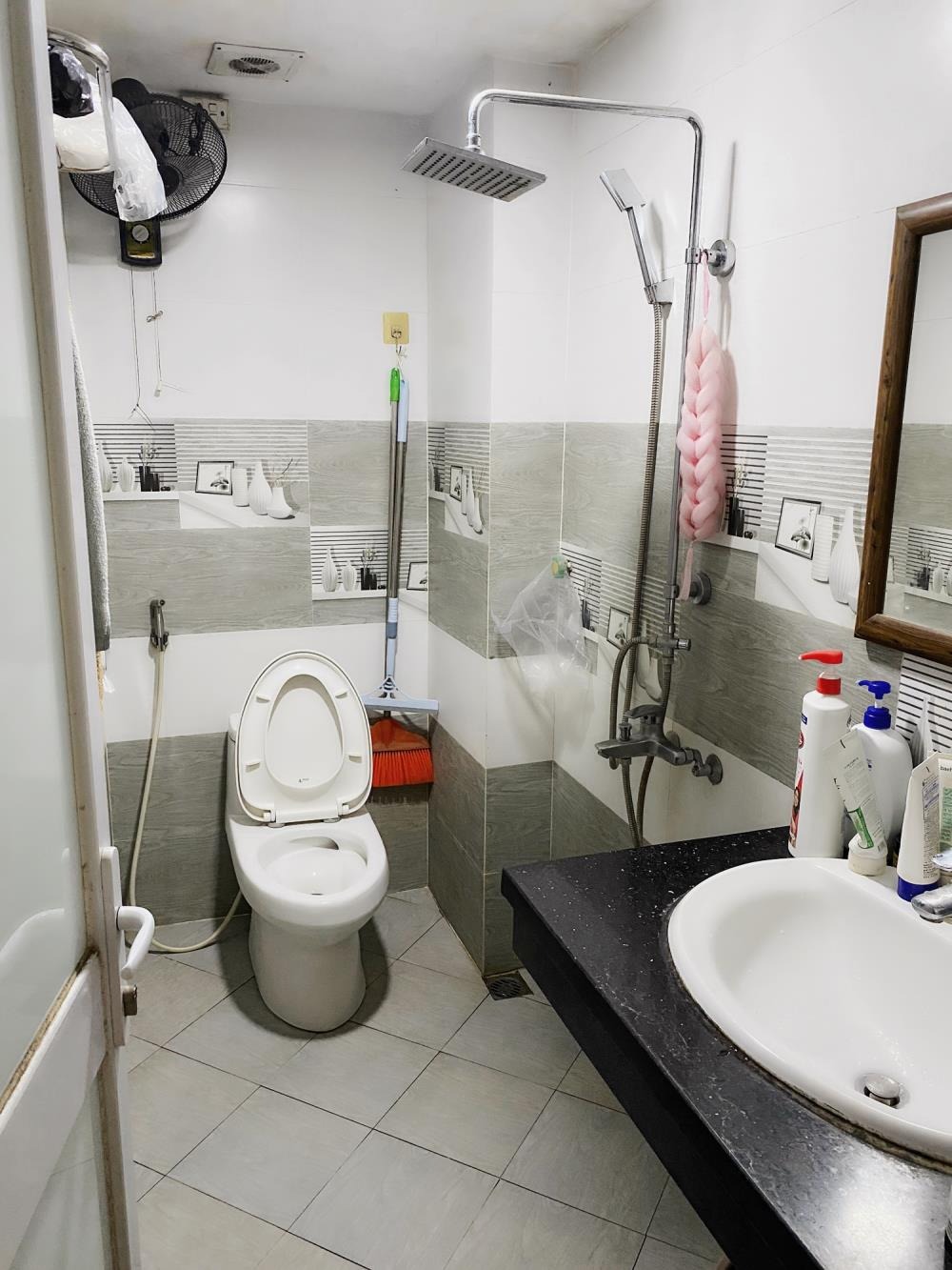 Nhà riêng chính chủ gần Hồ Linh Đàm, Hoàng Liệt - Giá 14.2 tỷ