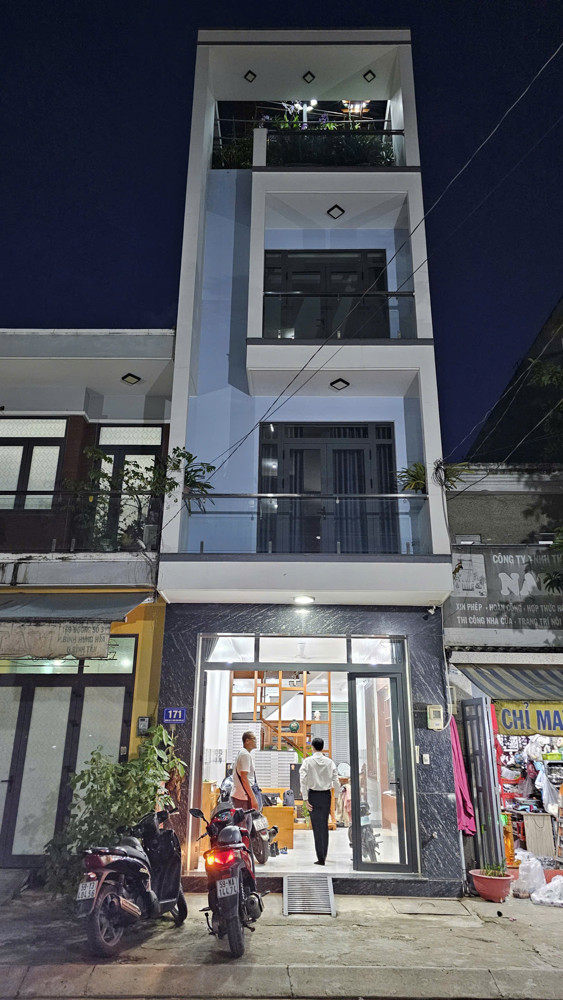 Bán nhà Mặt tiền Chung cư Gia Phú - Kênh Tham Lương - Lê Trọng Tấn 4 tầng 4x15 vuông vức kinh
