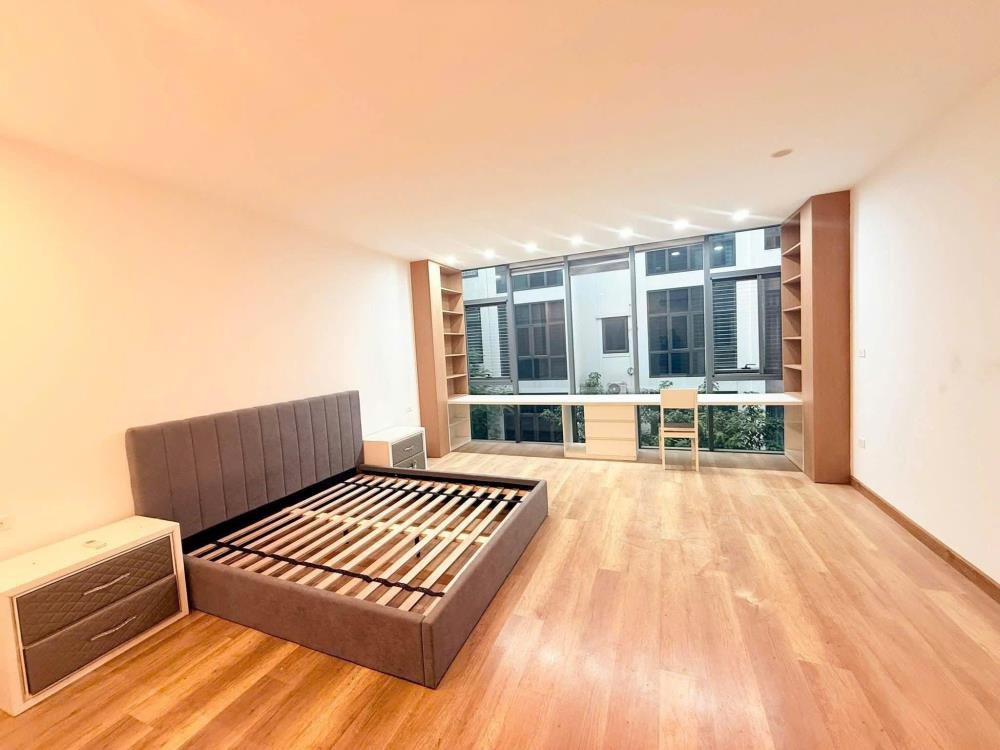 Bán Nhà Phùng Chí Kiên Phân Lô, 79m² 6 Tầng Thang Máy, Kinh Doanh - 32 Tỷ