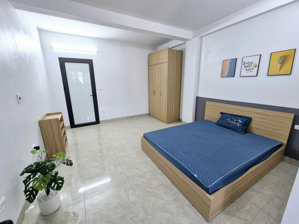 Bán nhà 6 tầng, Thang Máy, Lô Góc - Nguyễn Lương Bằng, Đống Đa - 9.9 tỷ
