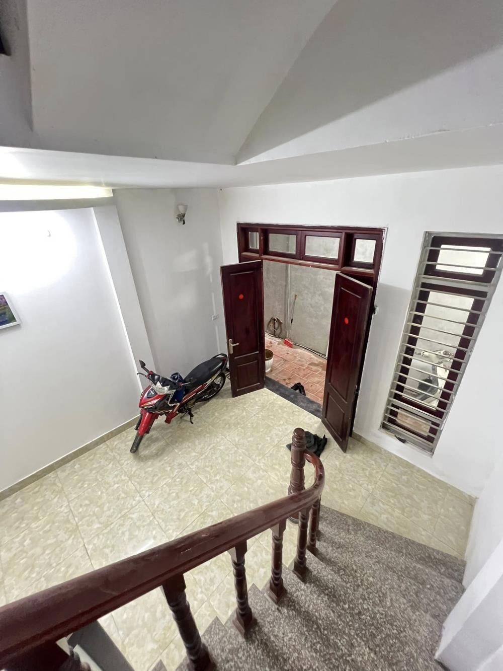Bán Nhà Lạc Long Quân, Tây Hồ - 45m², 5 Tầng, Giá 8.3 Tỷ - Ngõ Nông, Dân Xây