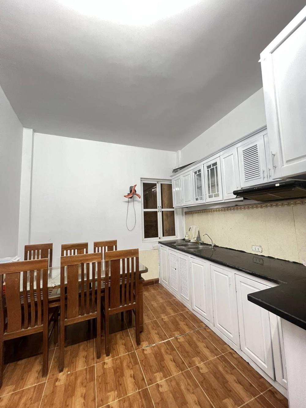 Bán Nhà Lạc Long Quân, Tây Hồ - 45m², 5 Tầng, Giá 8.3 Tỷ - Ngõ Nông, Dân Xây