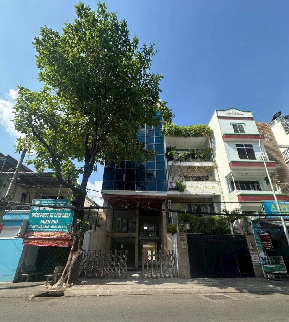 Bán Tòa Nhà Mặt Tiền Bùi Đình Túy, Bình Thạnh - 6.3x30m - CN: 165m2 - Lợi Nhuận Cao