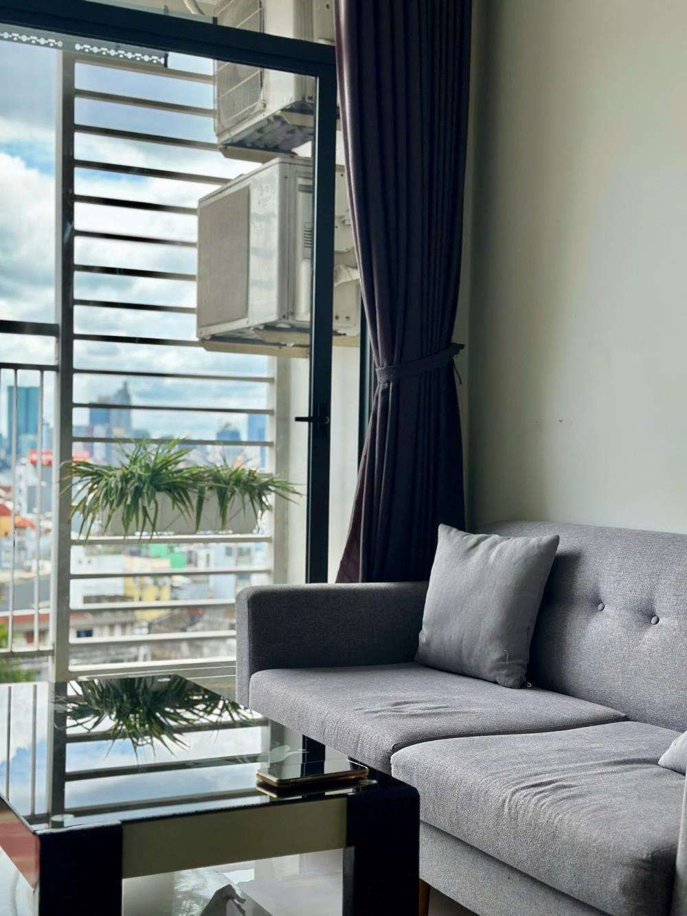Cho Thuê Căn Hộ Riva Park 55m2, 1PN - View Sài Gòn - Tiết Kiệm Thời Gian, Chi Phí
