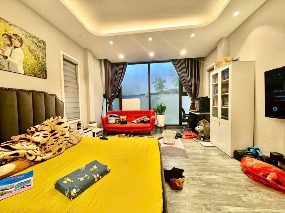 Nhà Đẹp Trung Tâm Ba Đình - 5 Tầng, Ô Chờ Thang Máy, Giá 12.2 Tỷ
