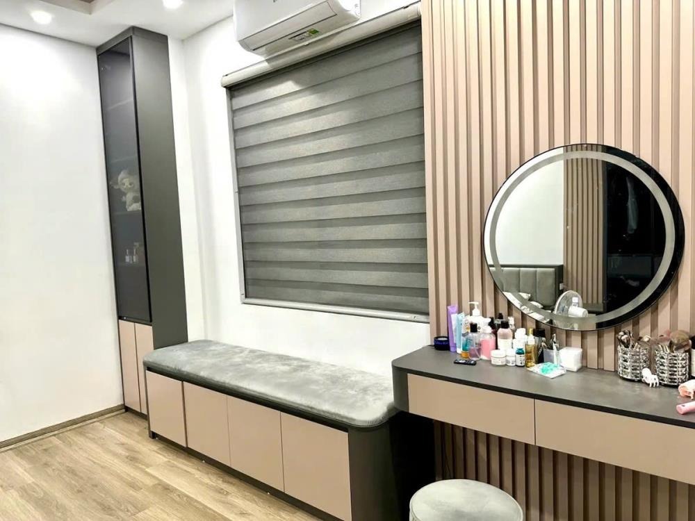 Bán nhà Bạch Mai 30m² 5 Tầng - Vị Trí Trung Tâm, Giá 6.6 Tỷ