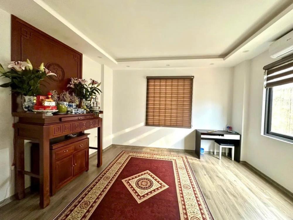 Bán nhà Bạch Mai 30m² 5 Tầng - Vị Trí Trung Tâm, Giá 6.6 Tỷ