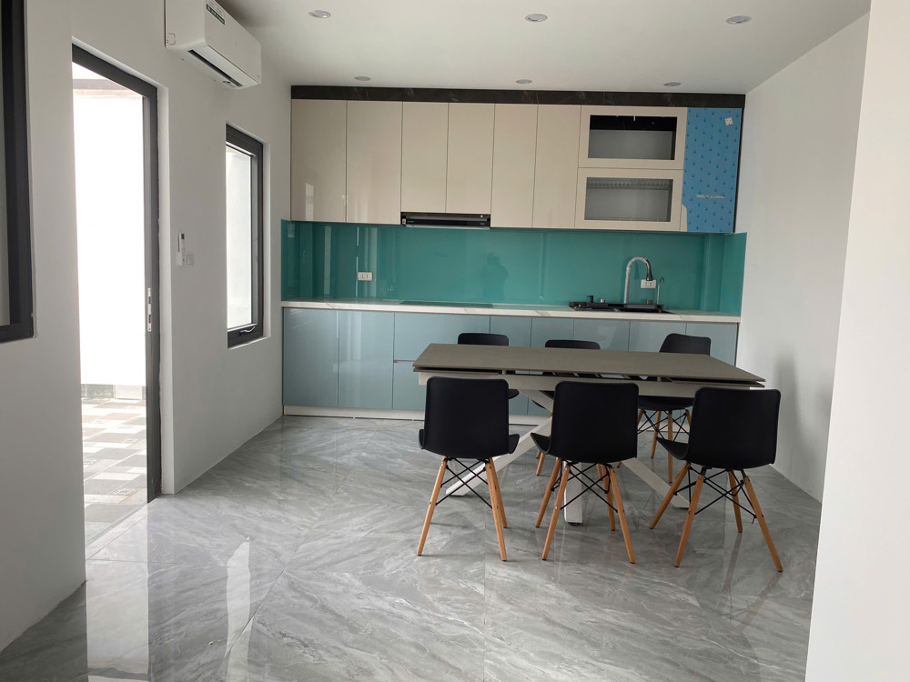 BÁN NHÀ PHỐ TRẠM, LONG BIÊN- OTO-THANG MÁY-2 THOÁNG-63M- NHỈNH 9 TỶ