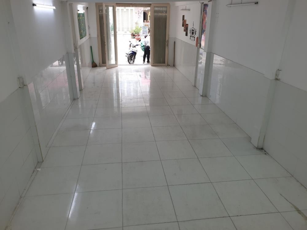 Nhà Mặt Tiền Quận 7 - Giá 12.5 Tỷ - Vị trí Đắc Địa, Kinh Doanh Tốt
