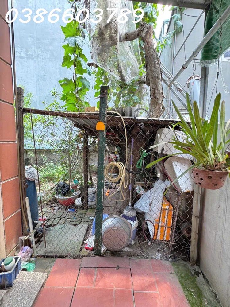 210.X Đức Giang – 60m² – MT 4.2m – Giá 7.2 tỷ – Ô tô đỗ cổng – Ngõ thông – Lô góc đẹp