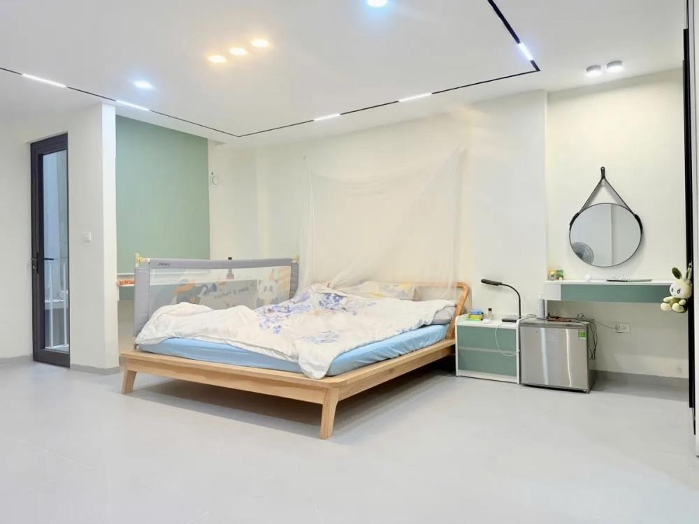 Bán nhà phân lô Hoàng Cầu - 7 tầng, Thang máy, Gara - Vị trí Đắc Địa