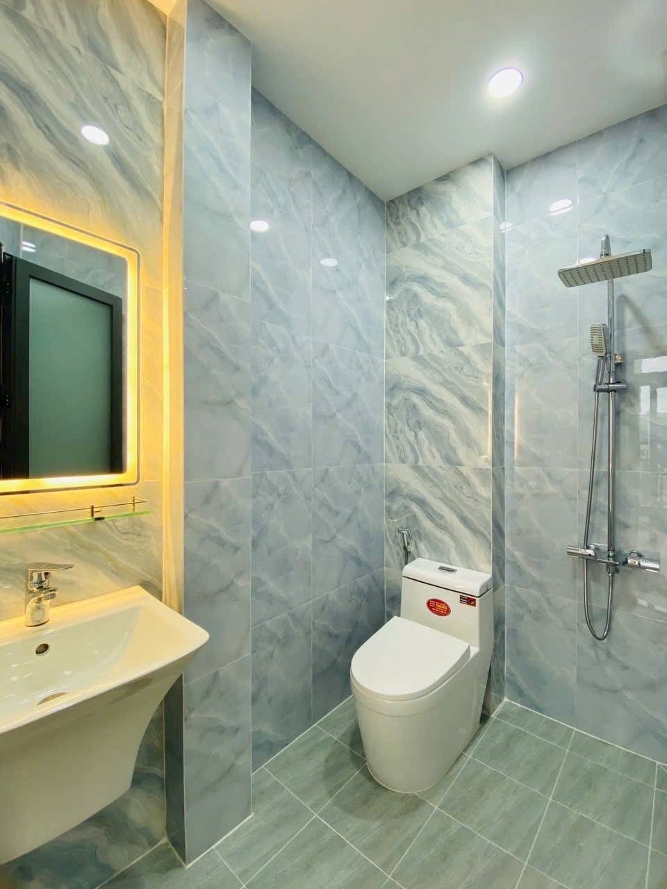 Nhà 1 Trệt 3 Lầu Bình Tân - Liền Kề Khu Tên Lửa, Tỉnh Lộ 10 | Vị Trí Đắc Địa, Giá Tốt