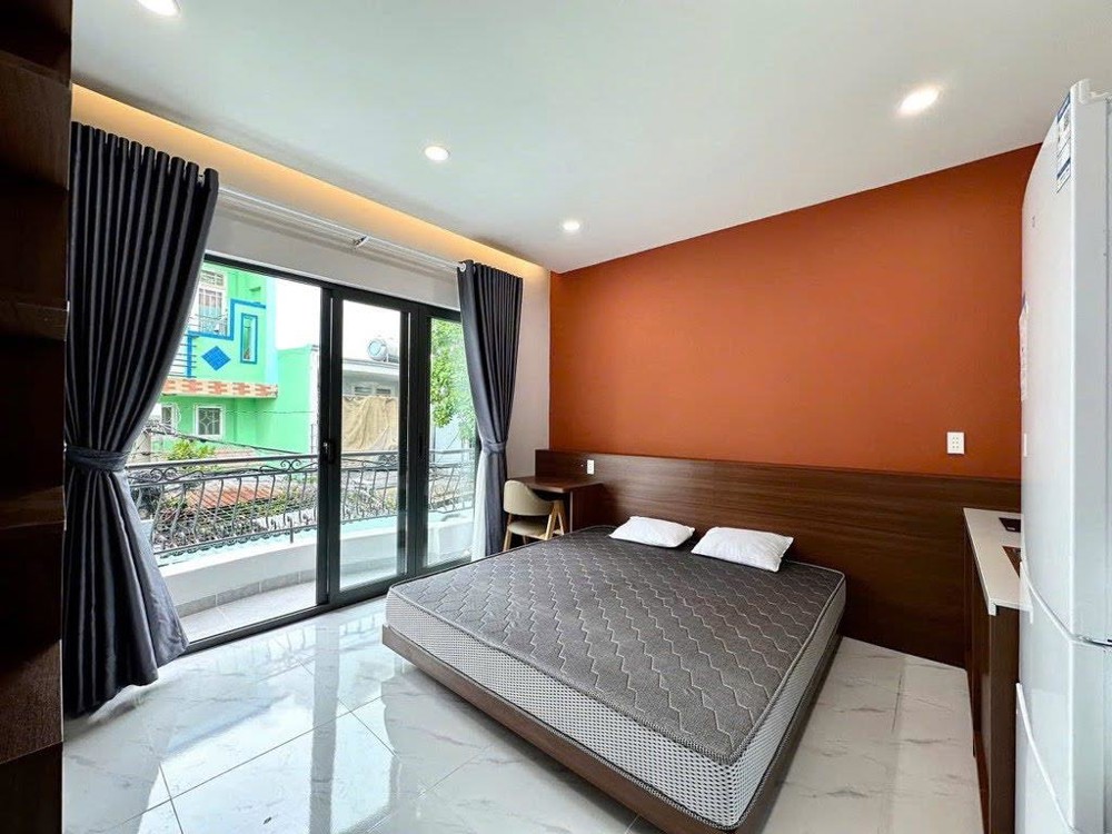 Bán nhà Gò Vấp, hẻm xe hơi Phạm Văn Đồng, 90m², 6PN full nội thất, chỉ 8.9 tỷ TL