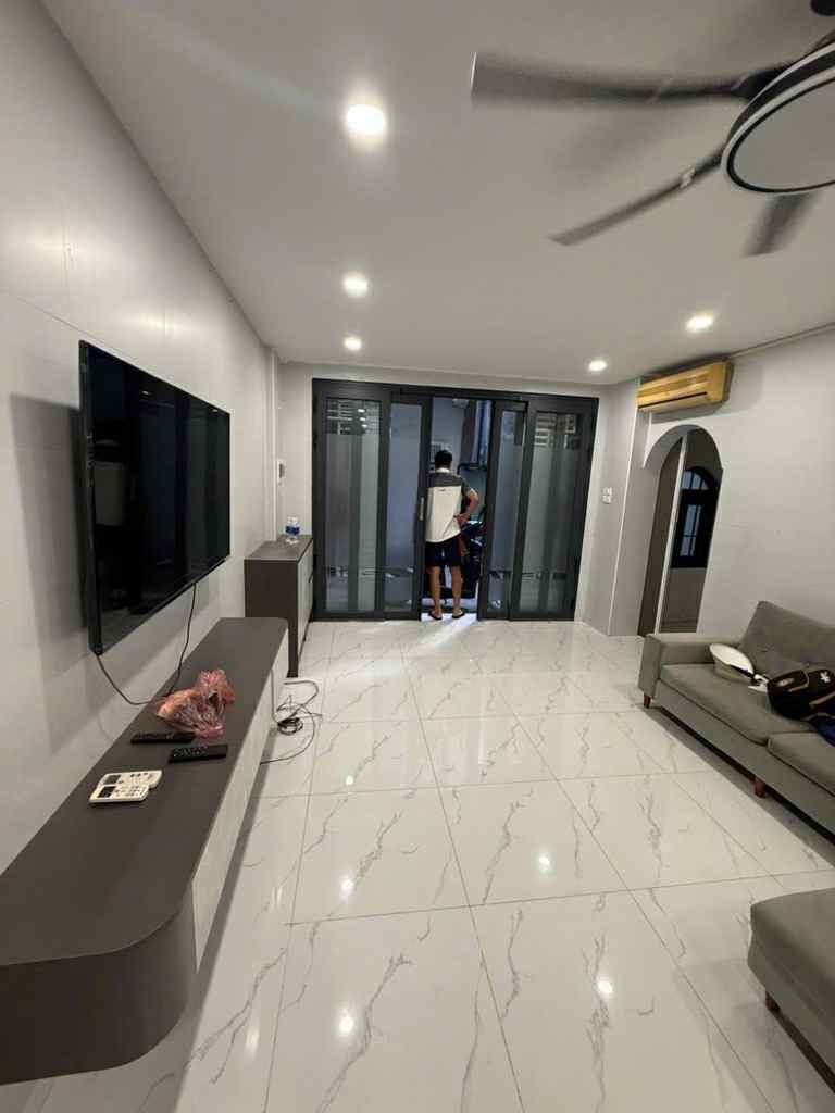 Nhà Phố Trần Khát Chân - 40m2 - Full Nội Thất - Giá 8 Tỷ
