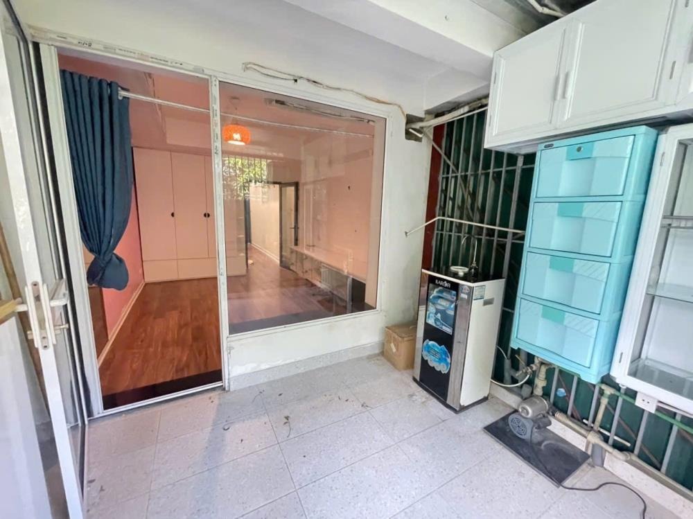 Bán Căn Hộ Trung Tự, Đống Đa - 65m2, 2PN, Ô Tô Đỗ Cận Nhà - Giá 4.18 Tỷ