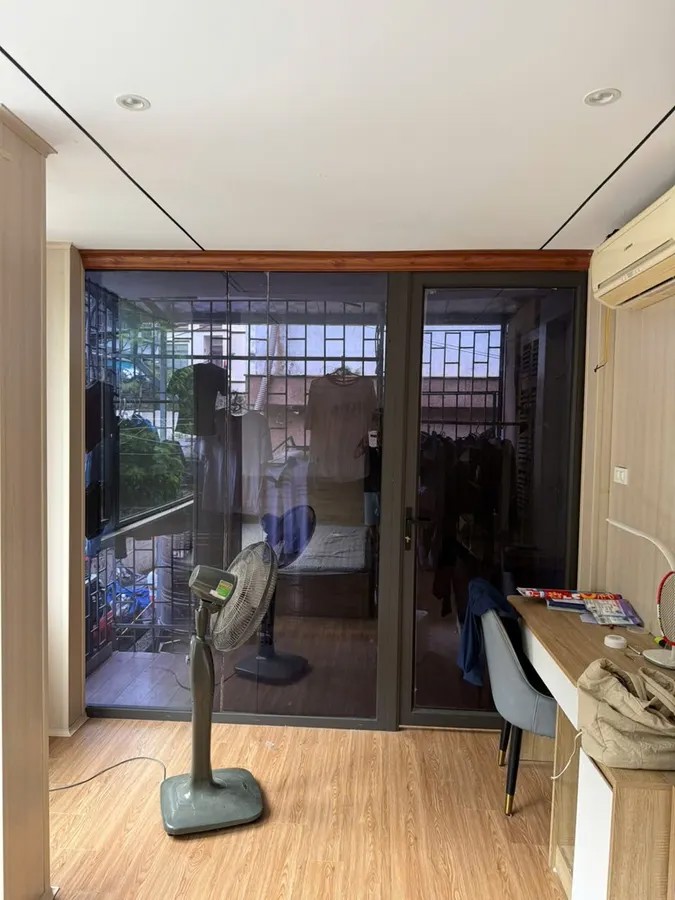 BÁN CĂN TT Lương Định Của 43/150M2 4 p ngủ  6.4 tỷ Đống Đa Hà Nội