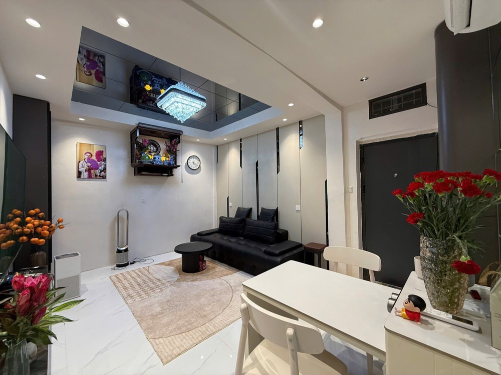 💥💥Tập thể Chùa Láng, 68m2, gần ĐH Ngoại thương, Nội thất cực đẹp, 4.68 tỷ