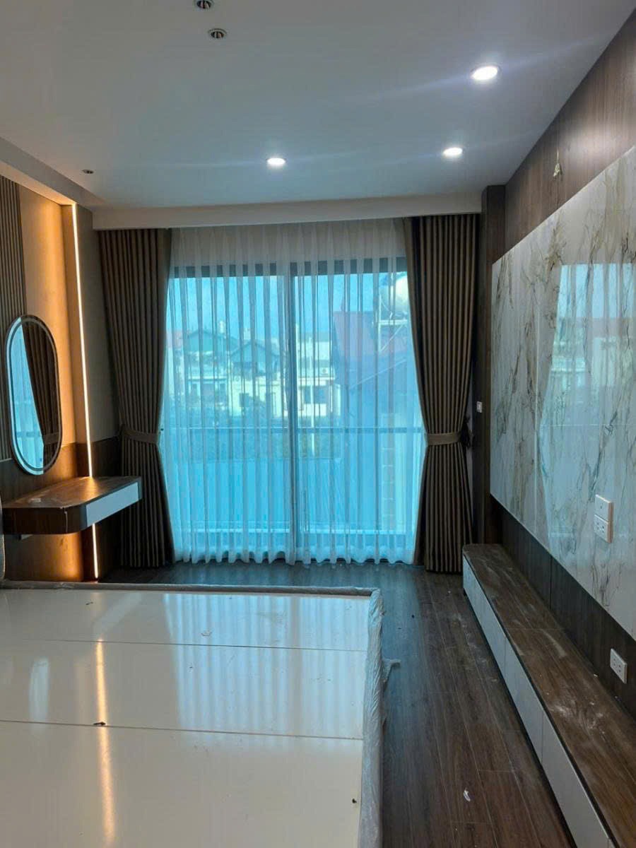 Bán nhà mặt phố Xã Đàn, Đống Đa - 33 tỷ, 6 tầng, thang máy, mặt tiền 4m