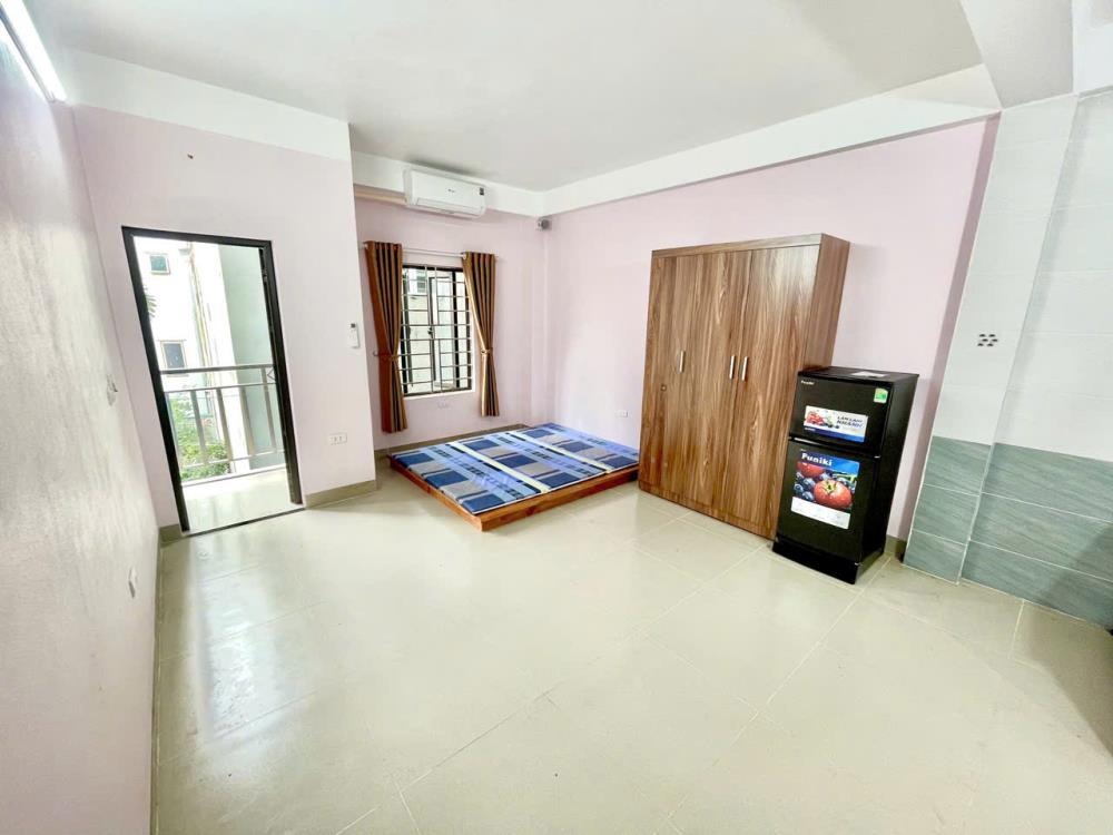 Bán nhà 8 tầng Yên Xá - 13 phòng, ô tô vào cổng, doanh thu 50tr/th - 10.45 tỷ
