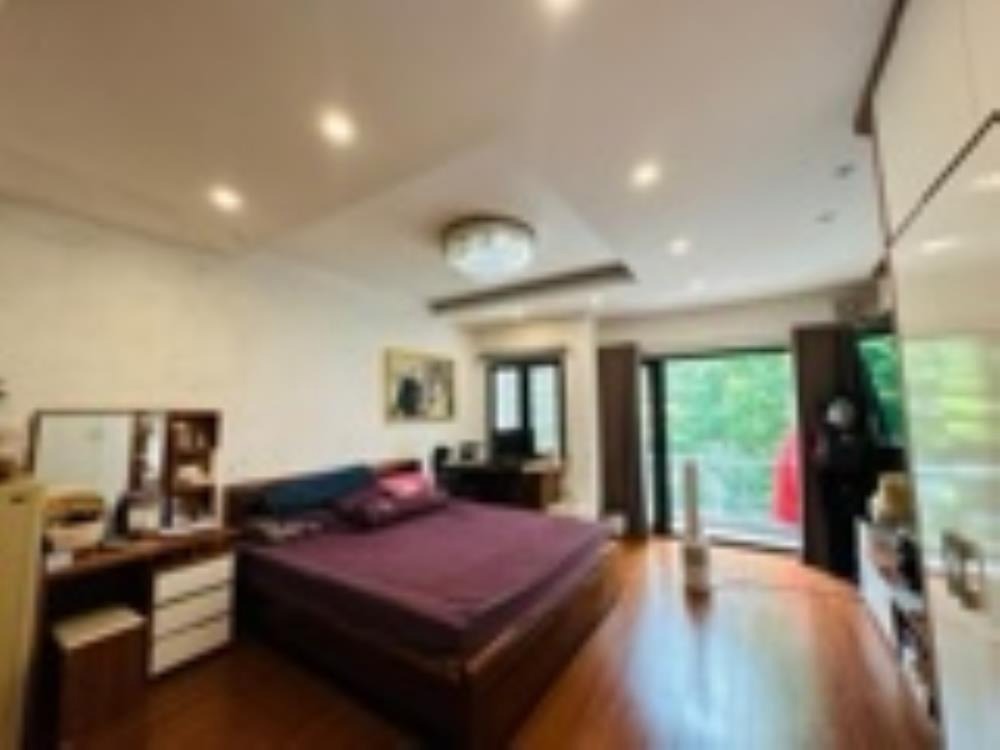 Bán nhà mặt ngõ ô tô Vương Thừa Vũ - Giá 18.8 tỷ - Kinh doanh đỉnh cao