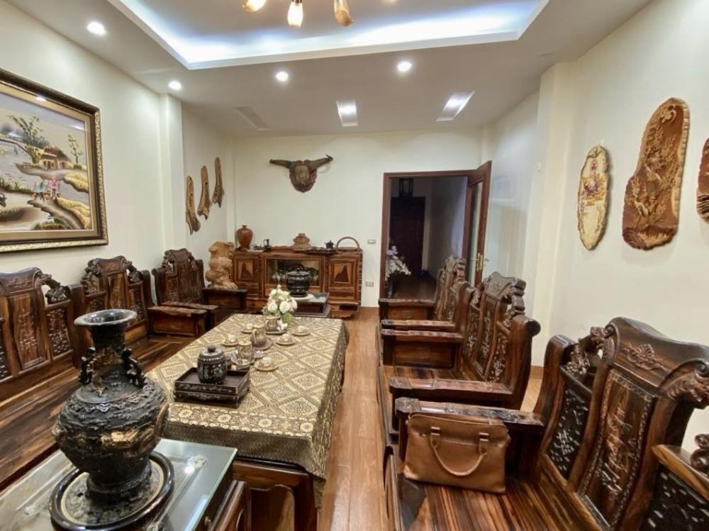 Bán nhà mặt ngõ ô tô Vương Thừa Vũ - Giá 18.8 tỷ - Kinh doanh đỉnh cao